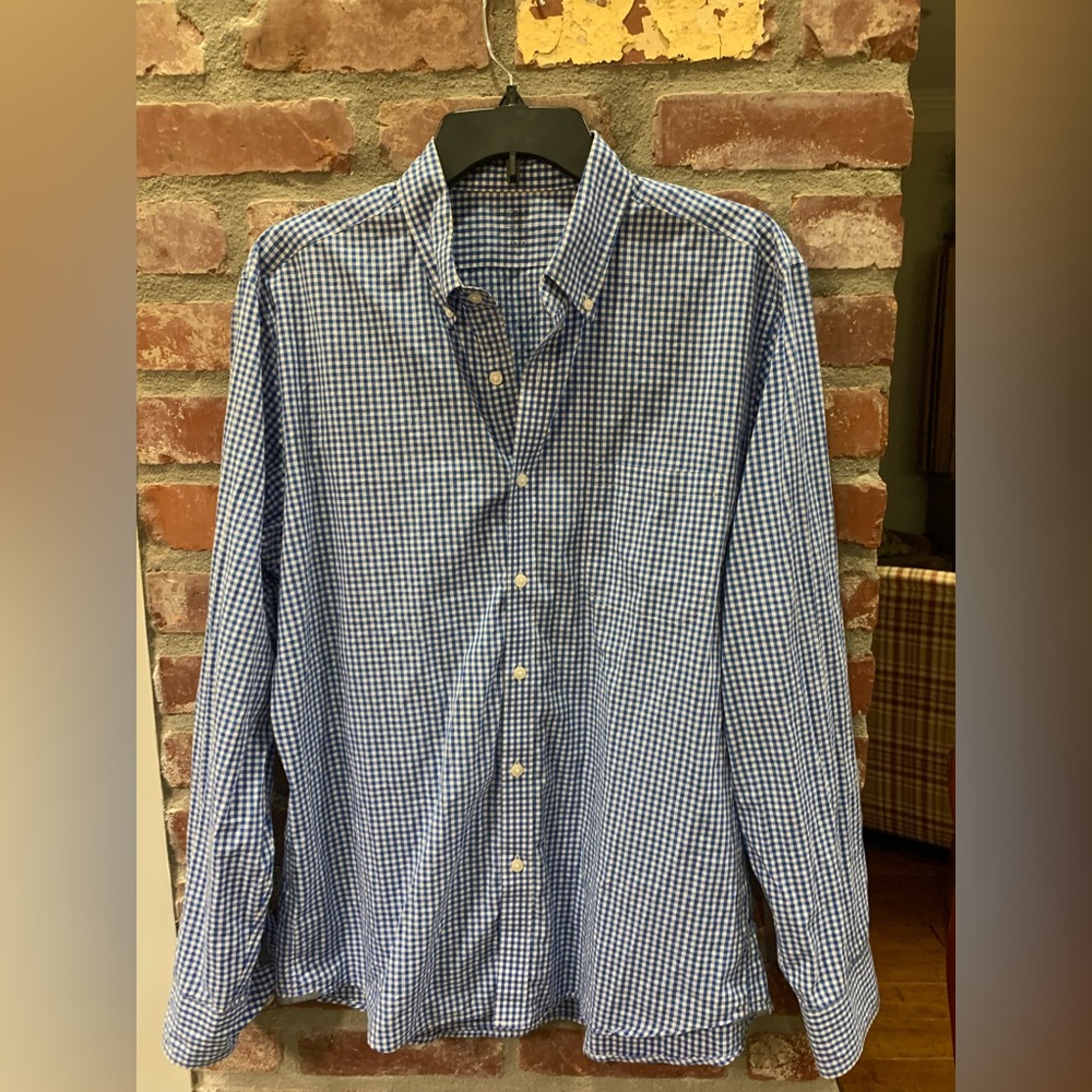 Men’s long sleeve J Crew shirt